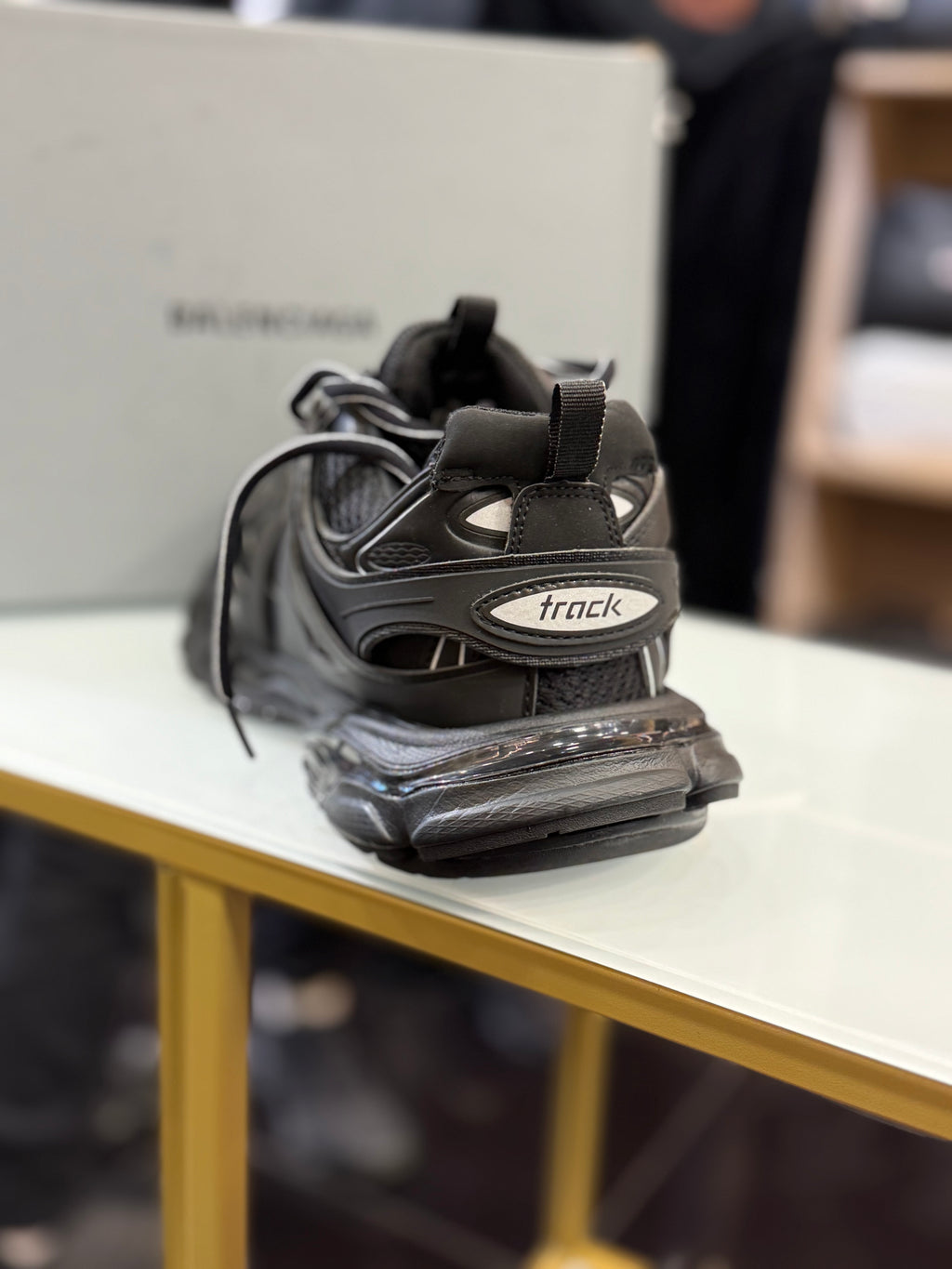 BALENCIAGA SNEAKERS   D-494