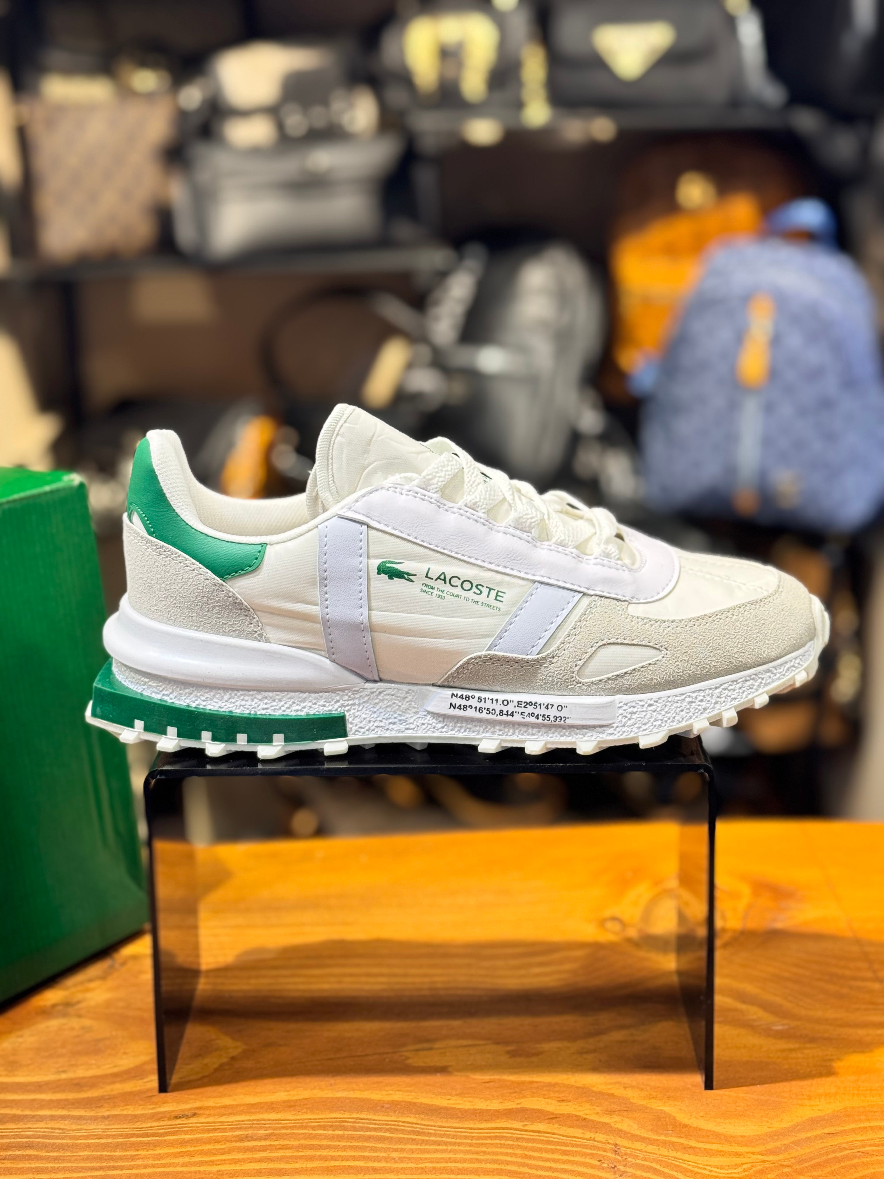 LACOSTE SNEAKERS 
 D-207