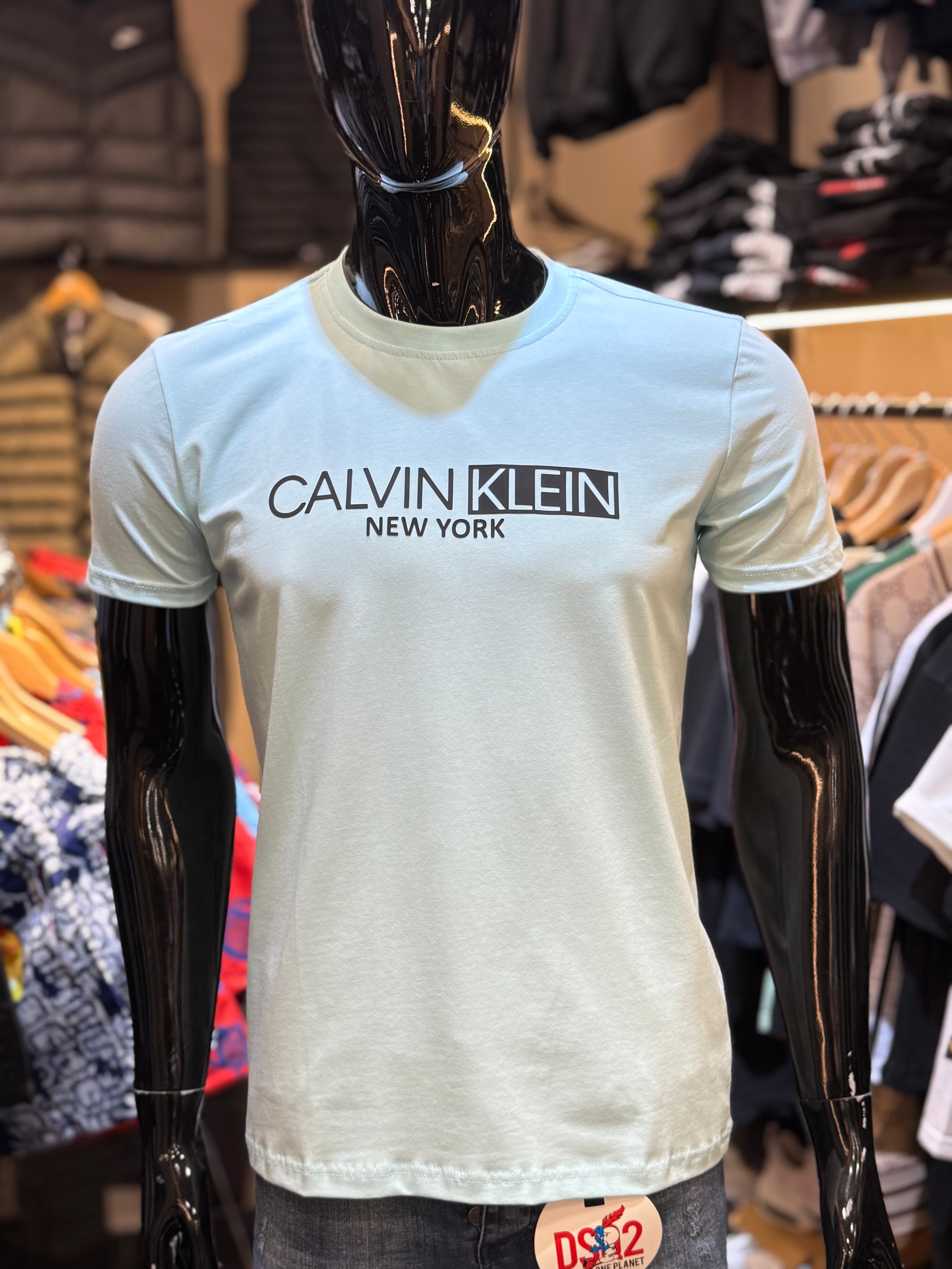 Calvin Klein T-shirt K-119