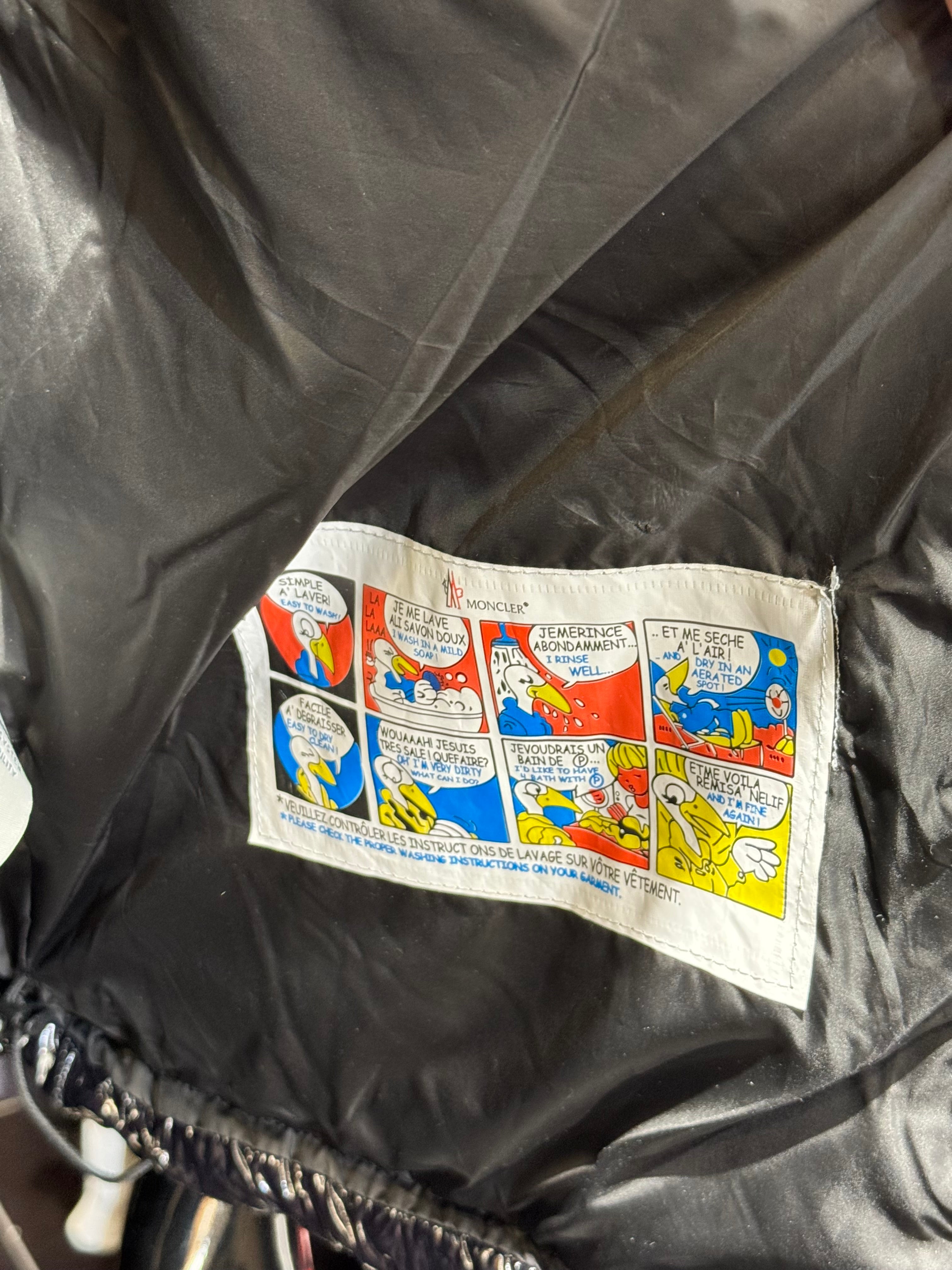 MONCLER MAGIA GLOSSY BLACK J-55