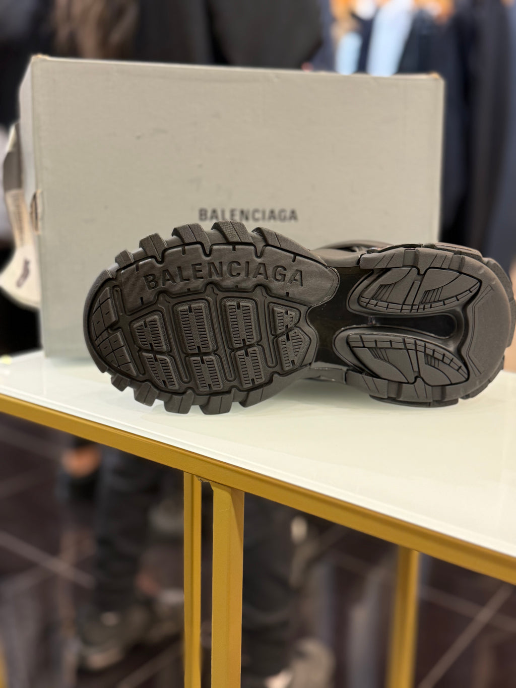 BALENCIAGA SNEAKERS   D-494