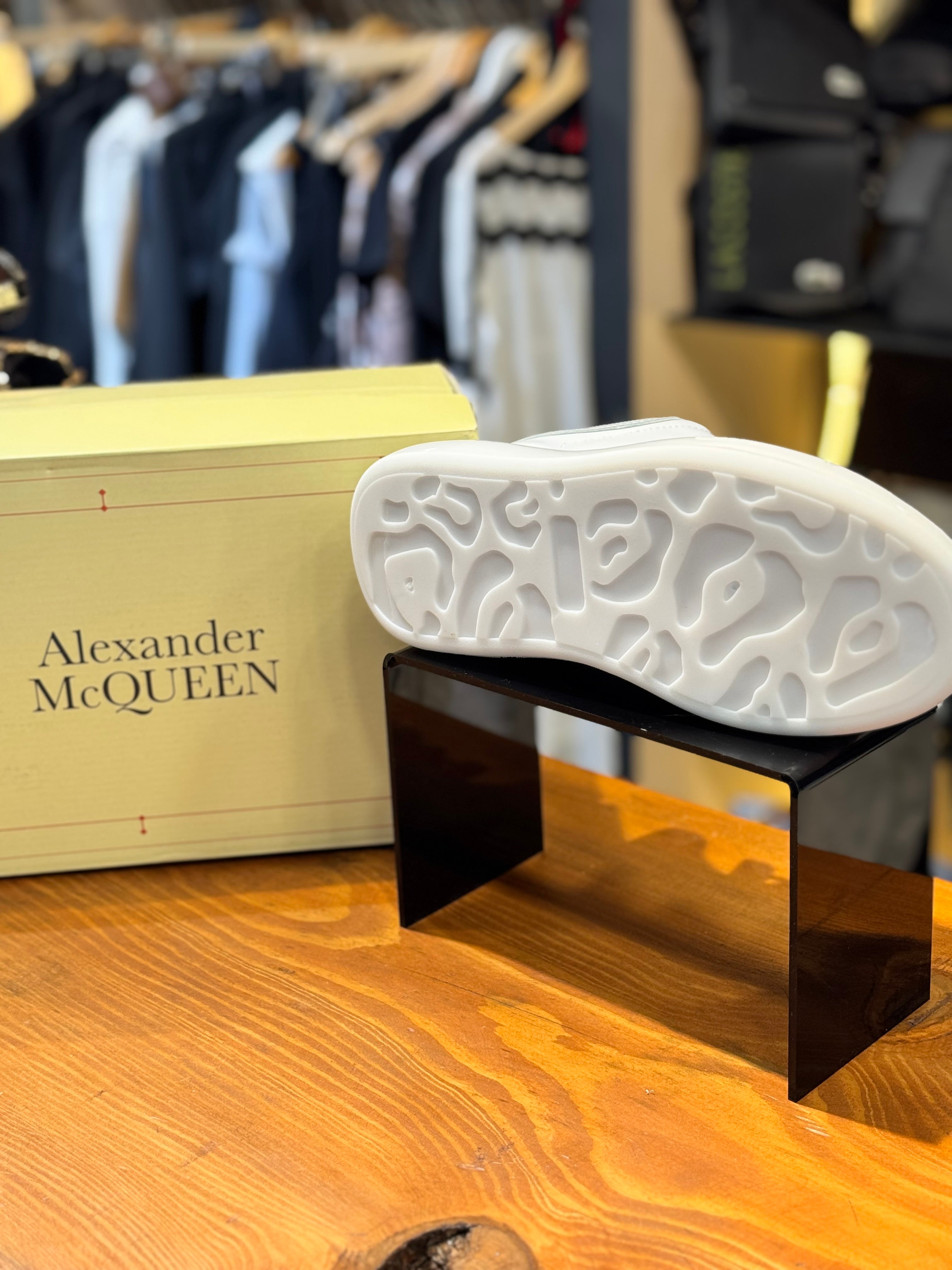 ALEXANDER McQUEEN SNEAKER D-181