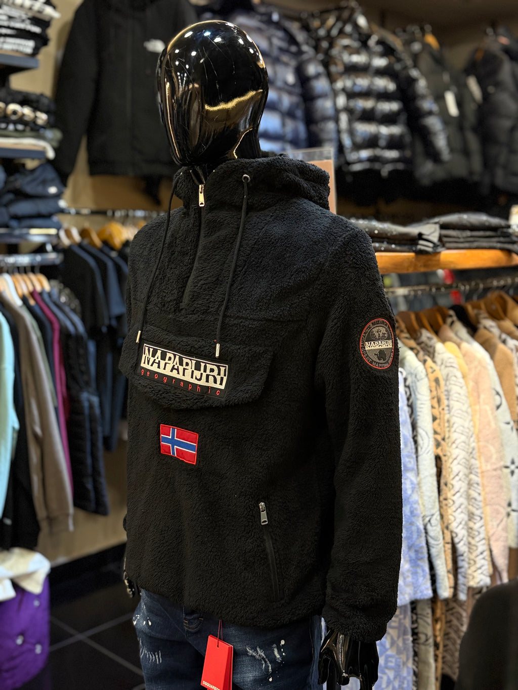 NAPAPIJRI Φούτερ( πρόβατο ) μαύρο RR 724