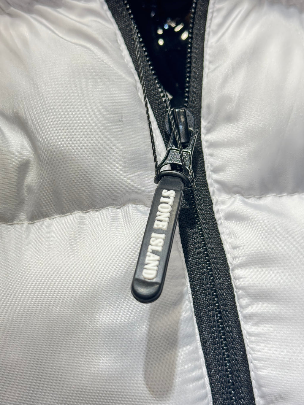 STONE ISLAND VEST WHITE D-68