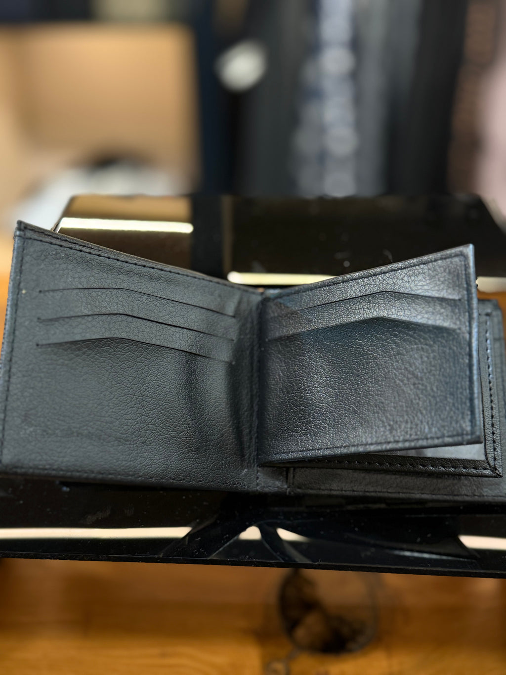 LOUIS VUITTON πορτοφόλι καρτοθήκη  μαύρο  CVG 106