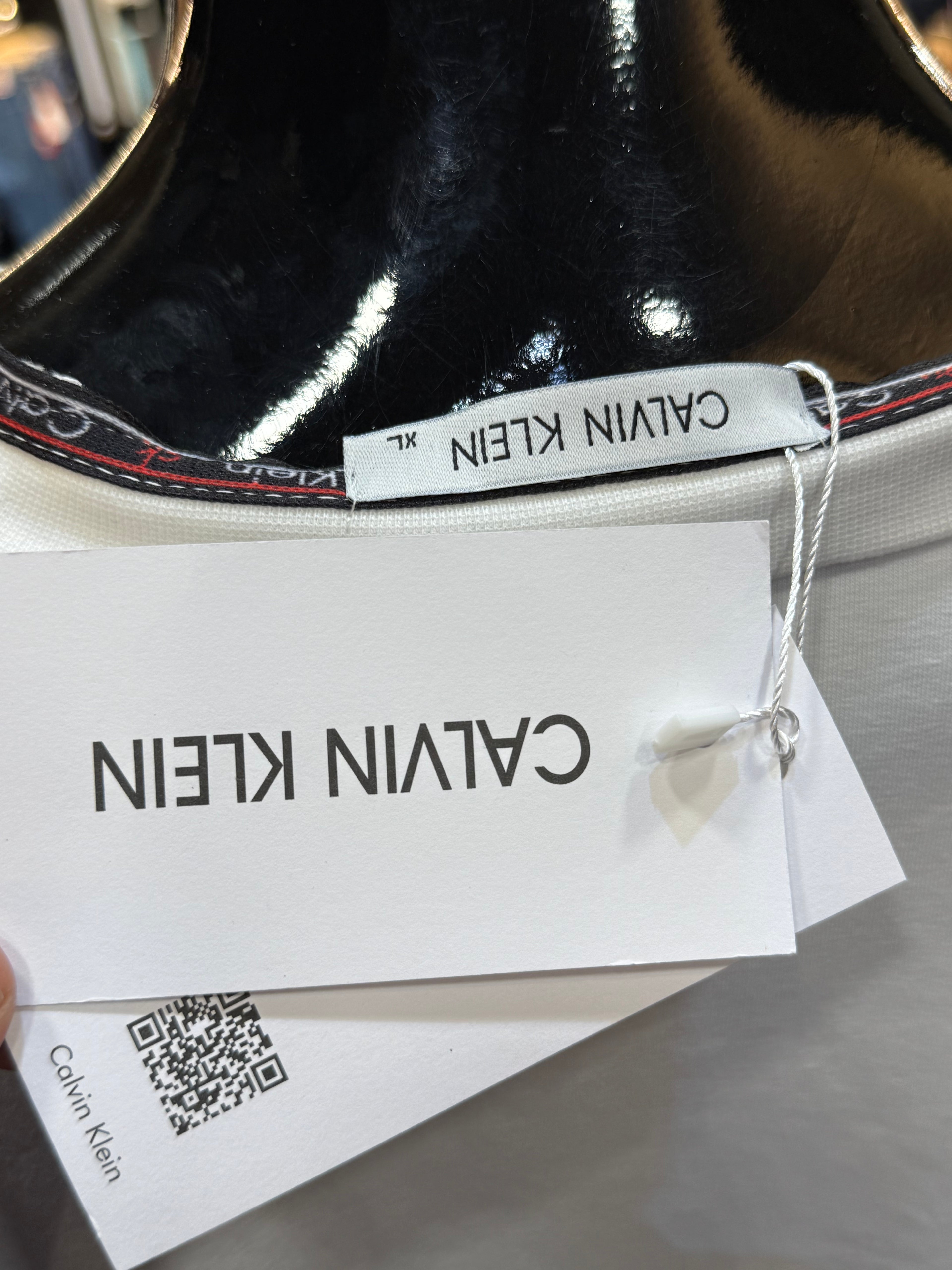 Calvin Klein Φούτερ λευκό RD873