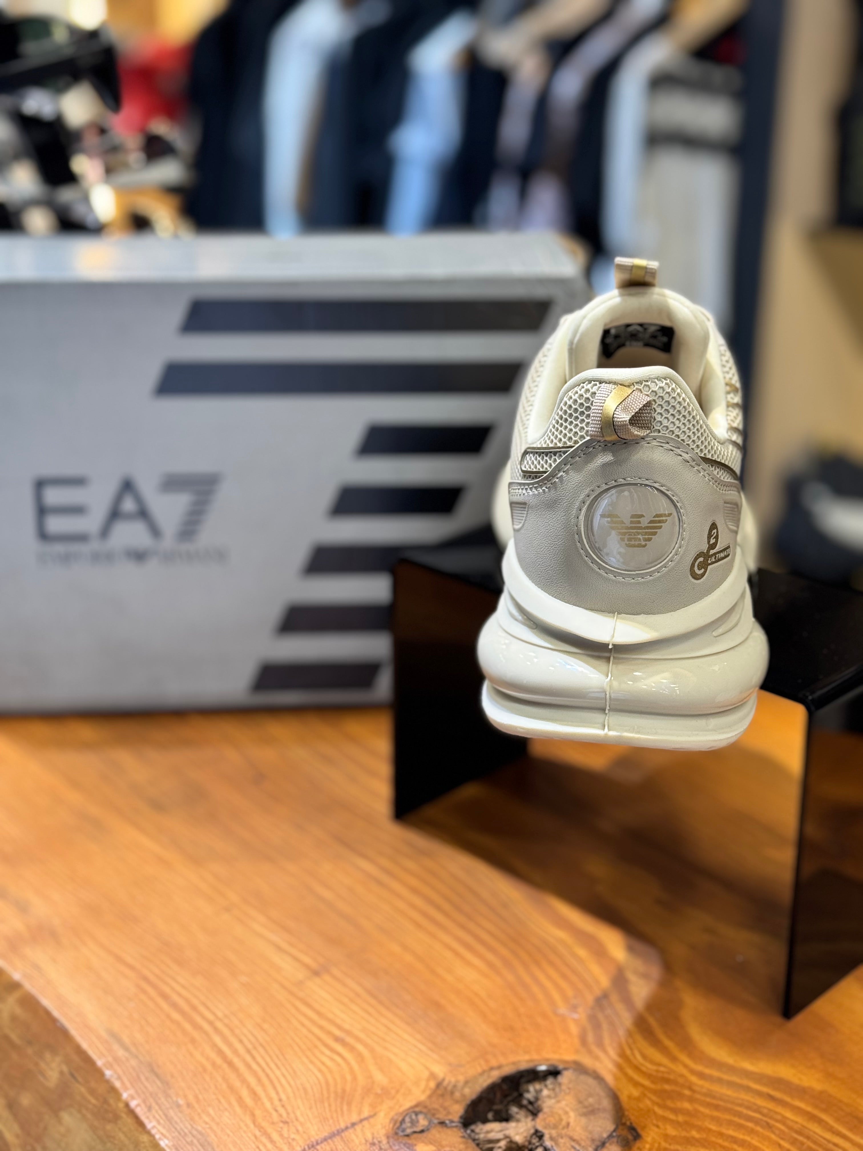 ARMANI EA7 SNEAKERS 
 D-205