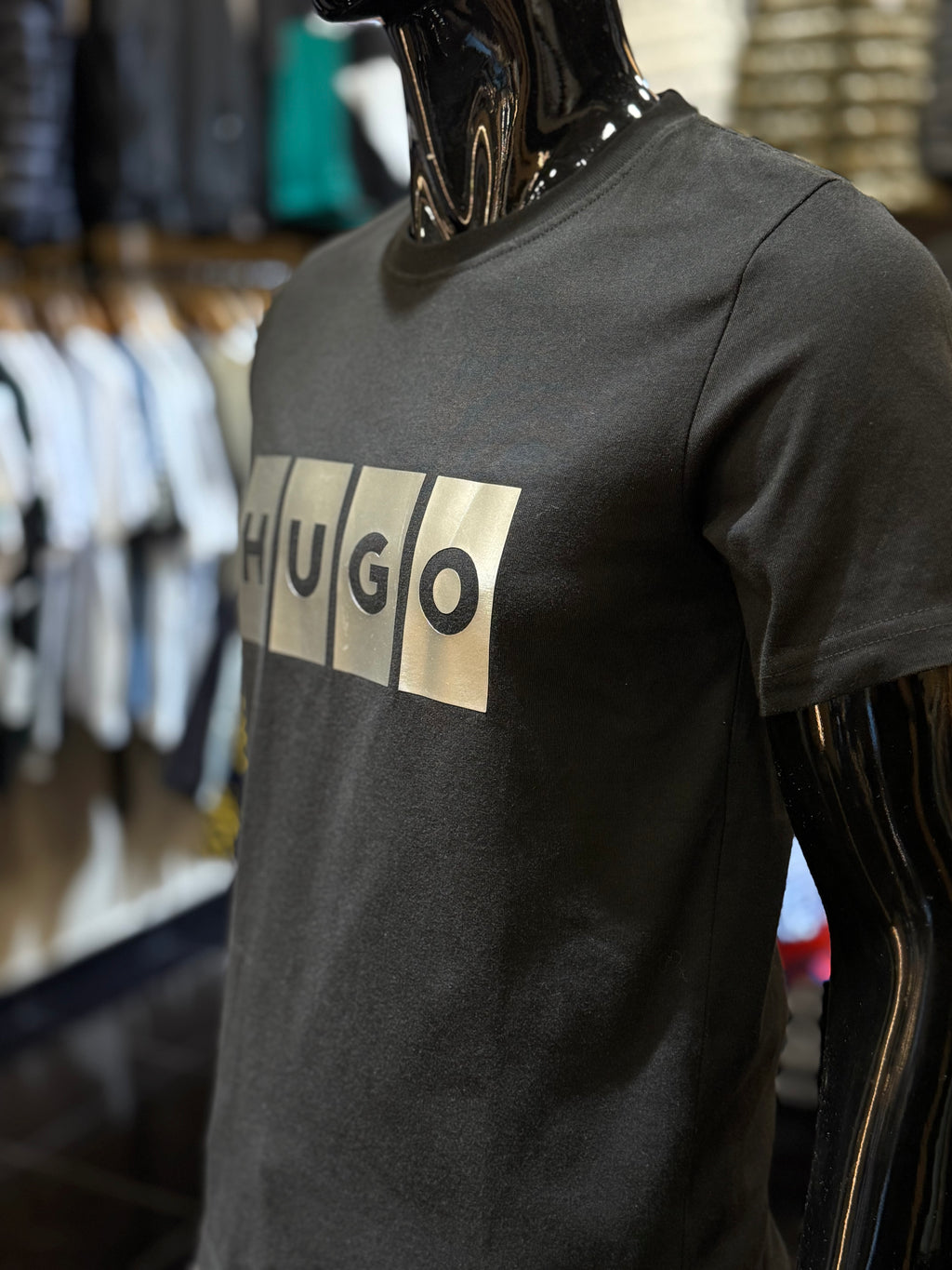 HUGO T-shirt K-120