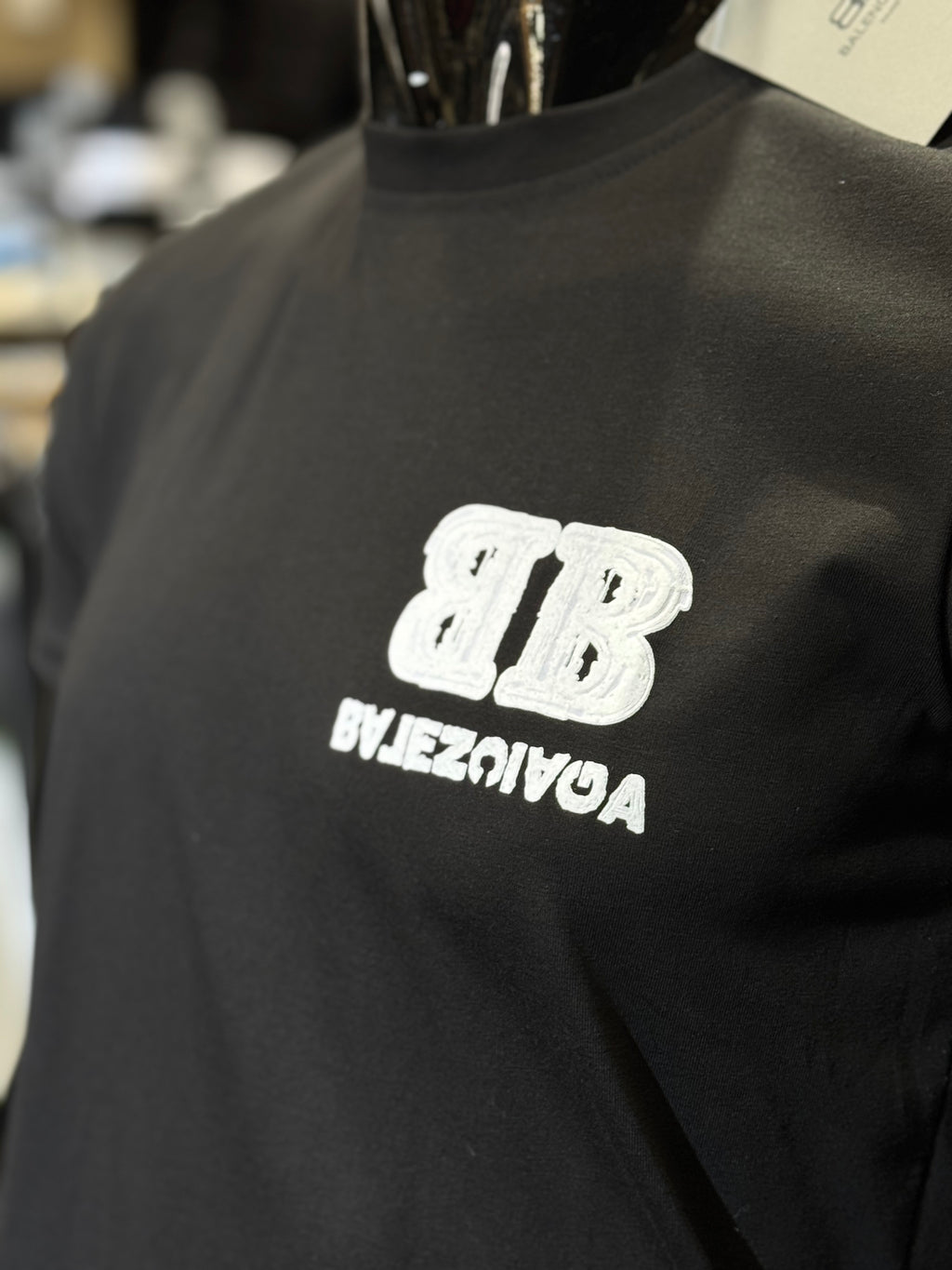 BALENCIAGA T-shirt K-42