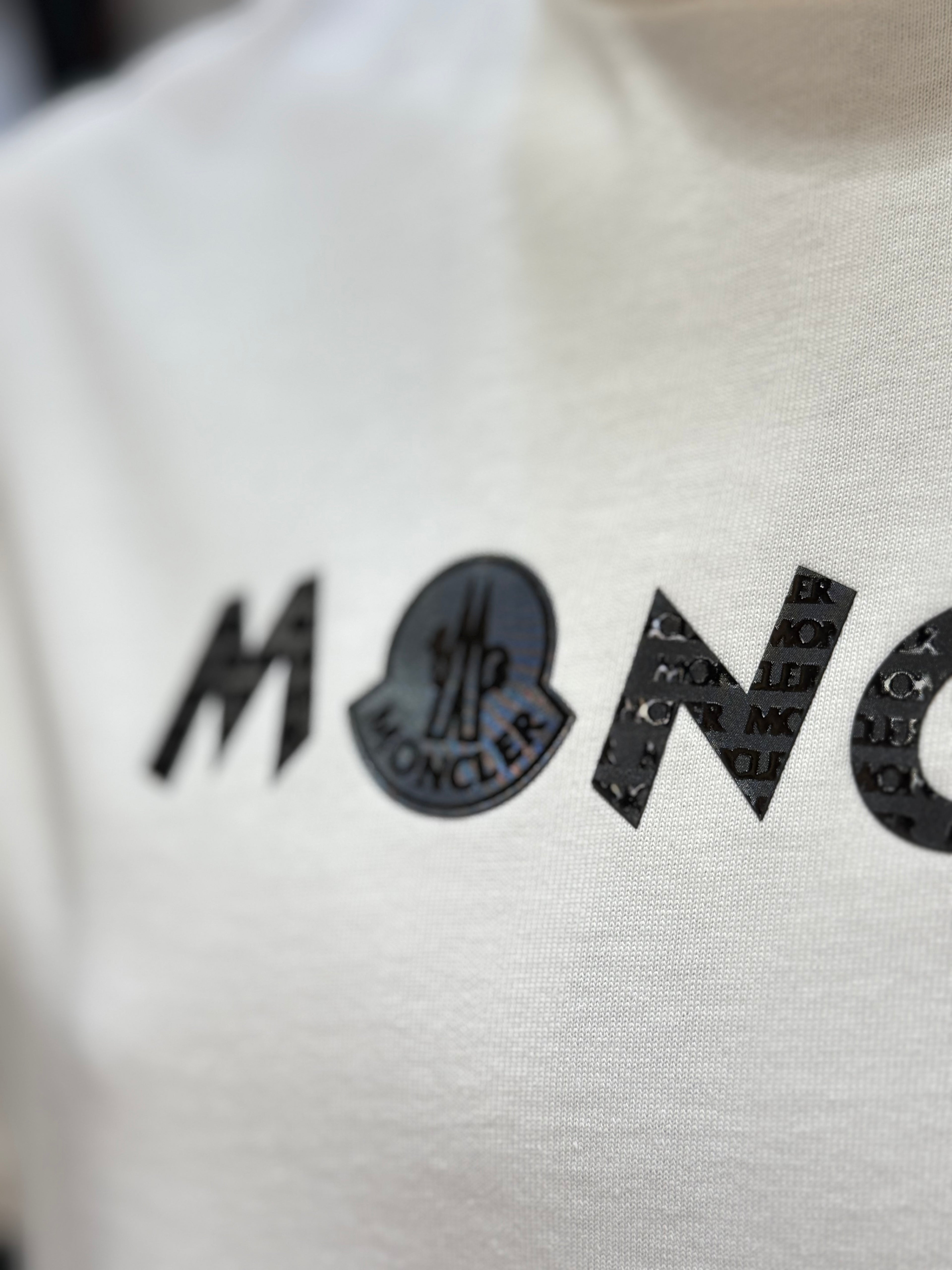 Moncler T- shirt K-126
