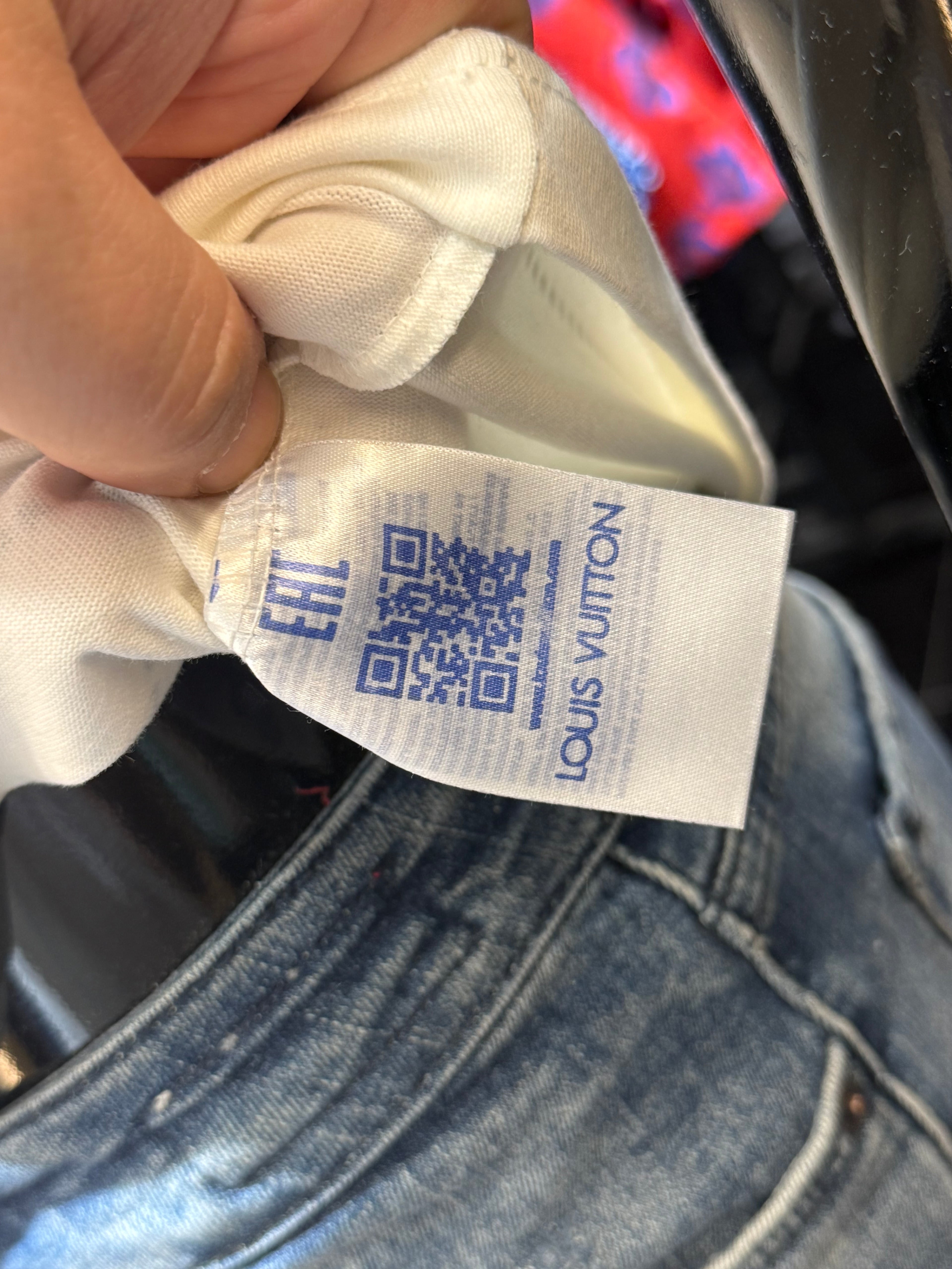 Louis Vuitton T- shirt K-128