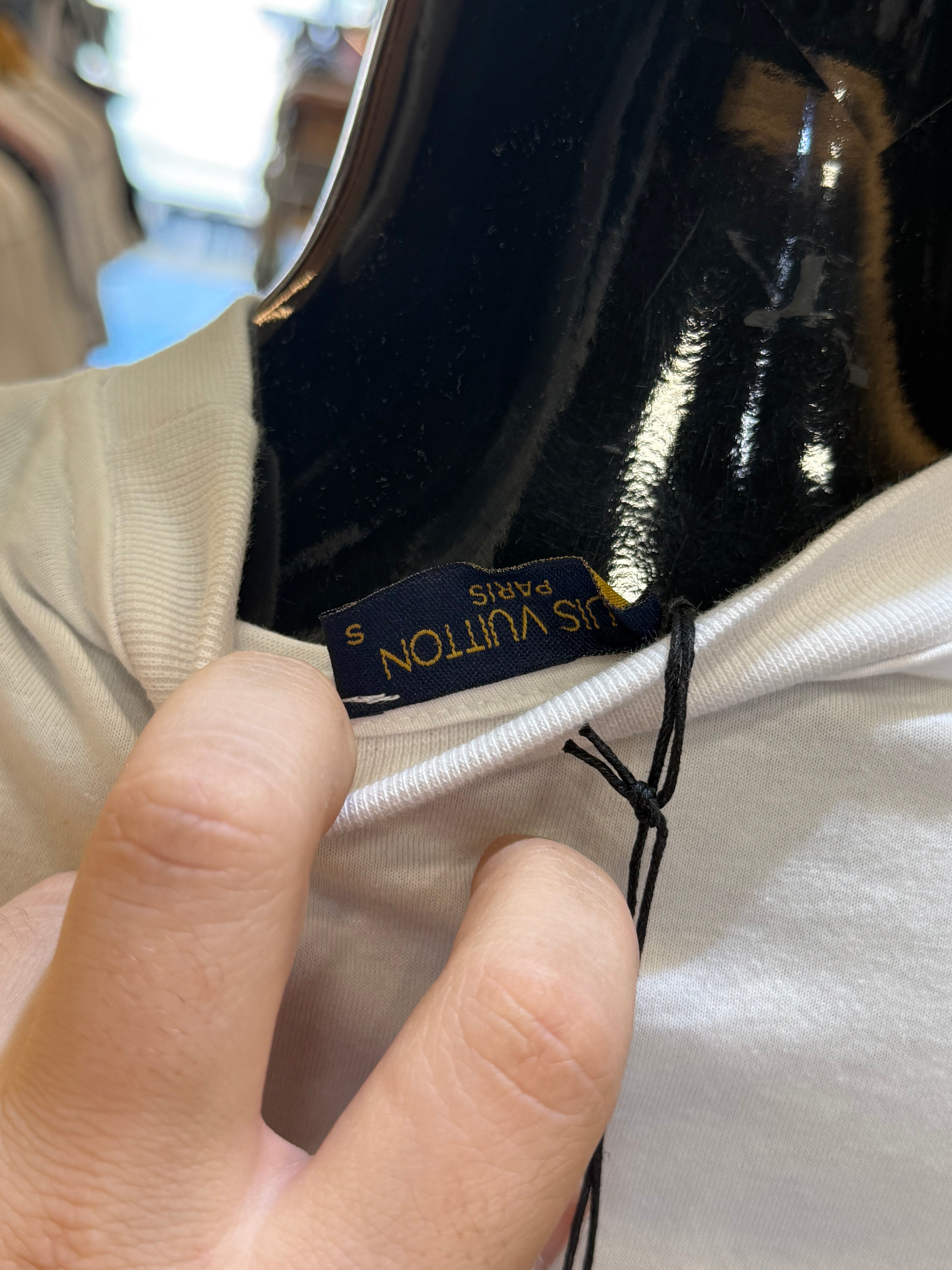 Louis Vuitton T- shirt K-130