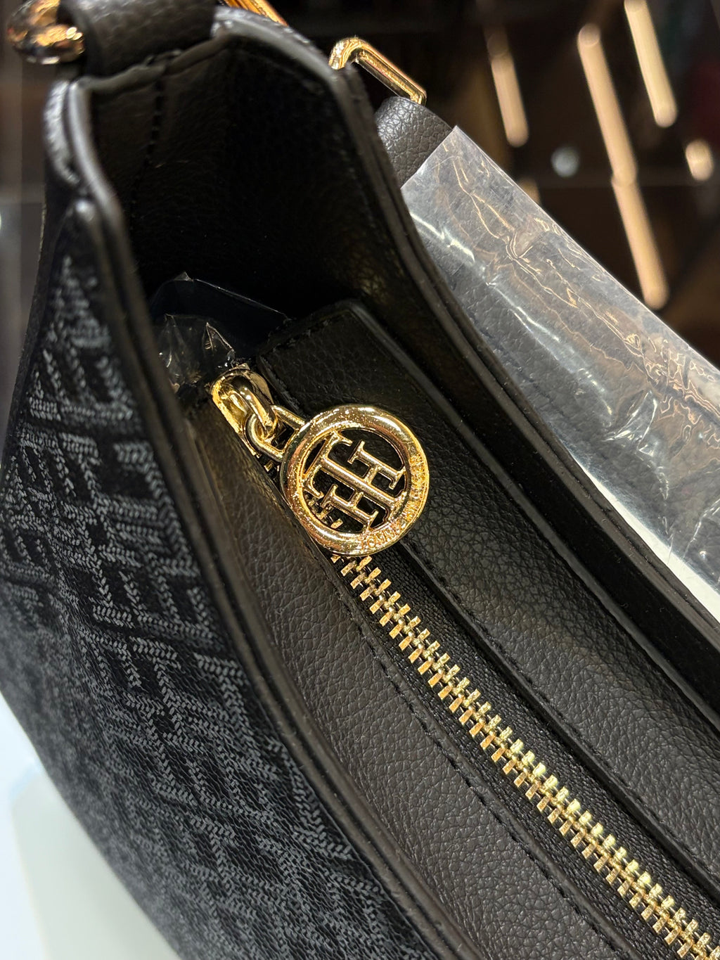 TOMMY HILFIGER μονόγραμμα  CV-36