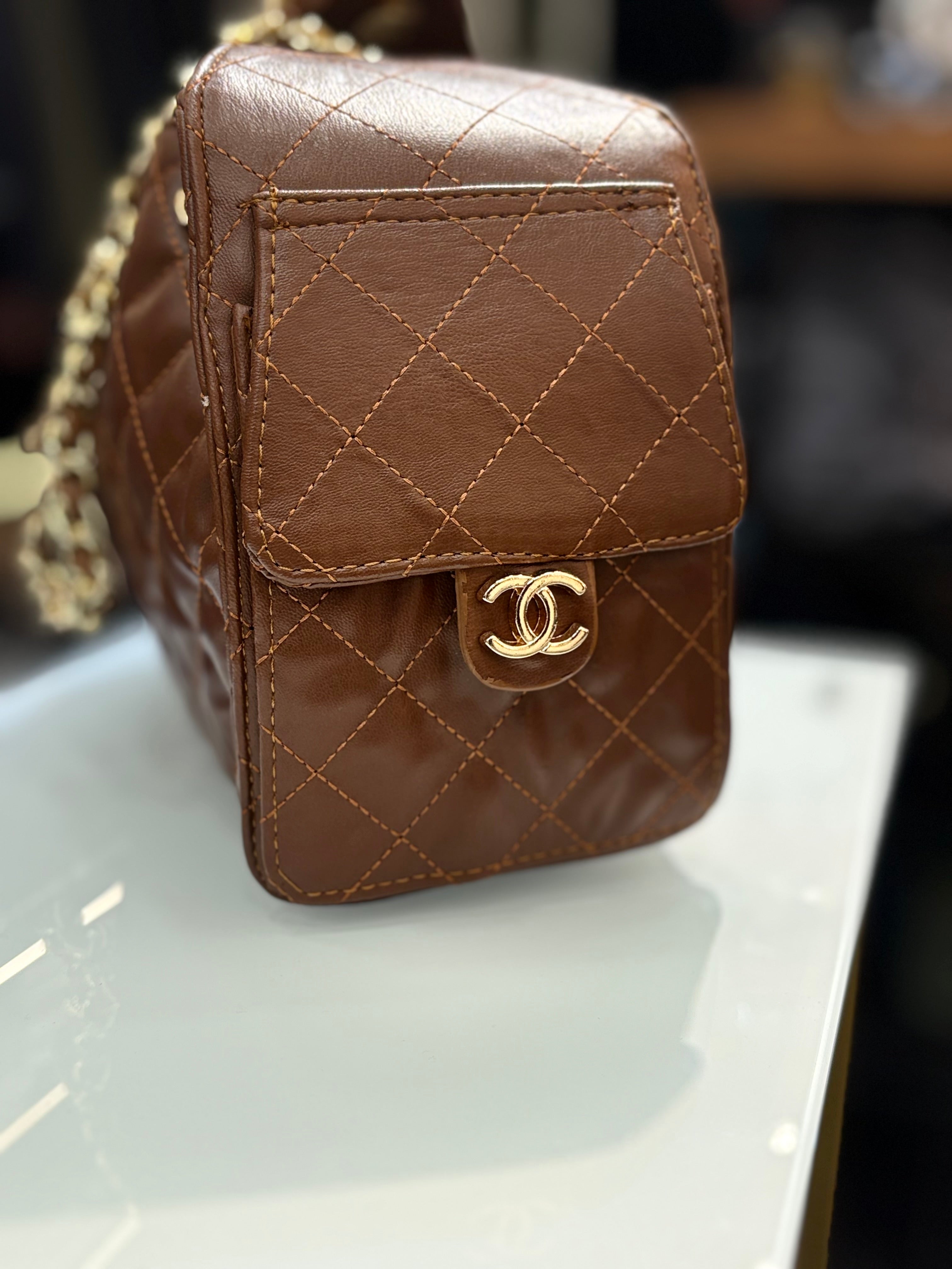 CHANEL χιαστί   CV-43