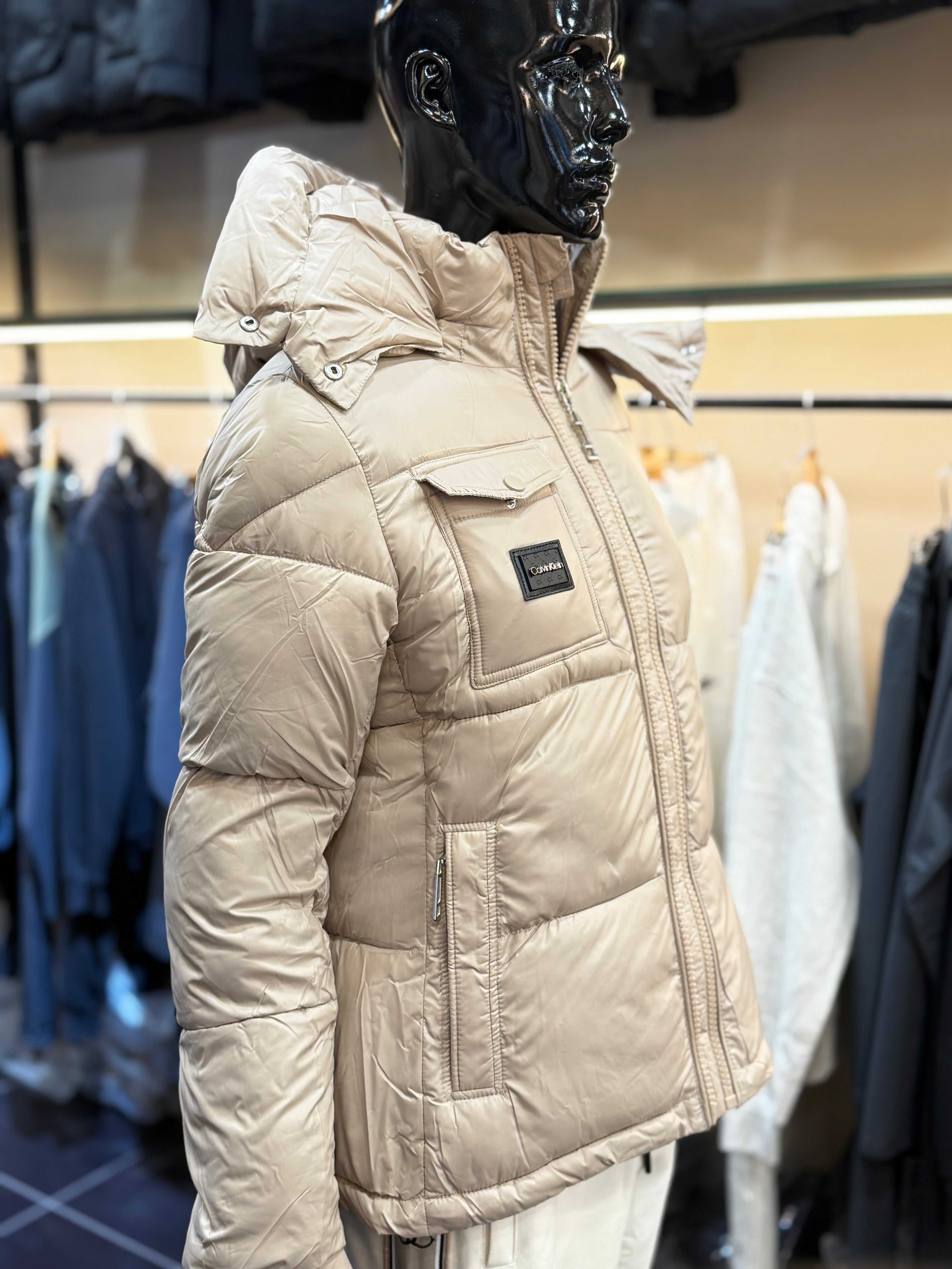 CALVIN KLEIN   WJX-25