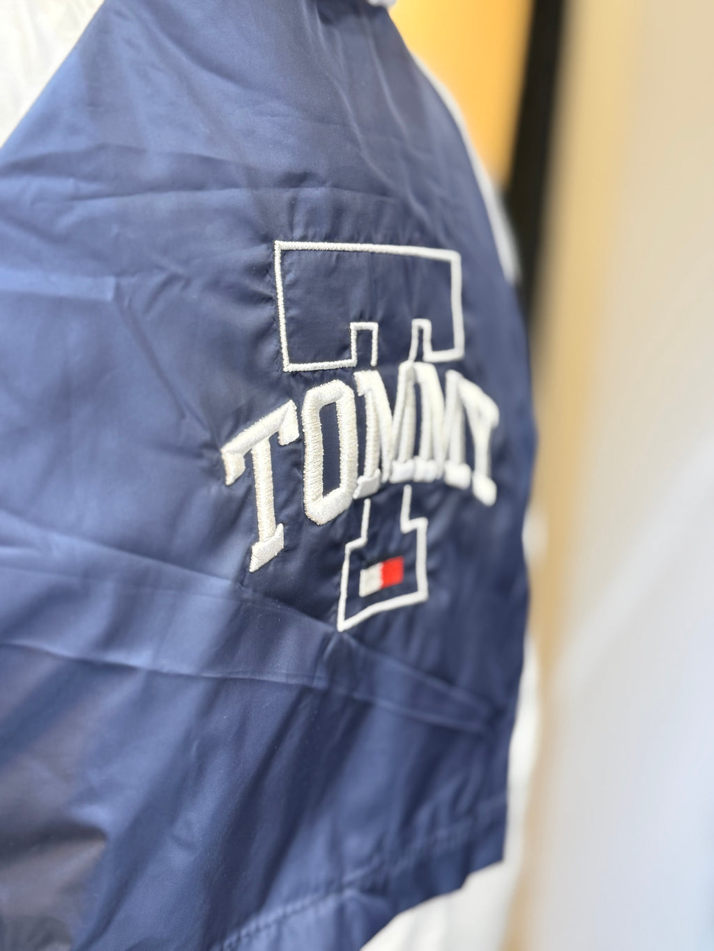 TOMMY HILFIGER   WJX-27