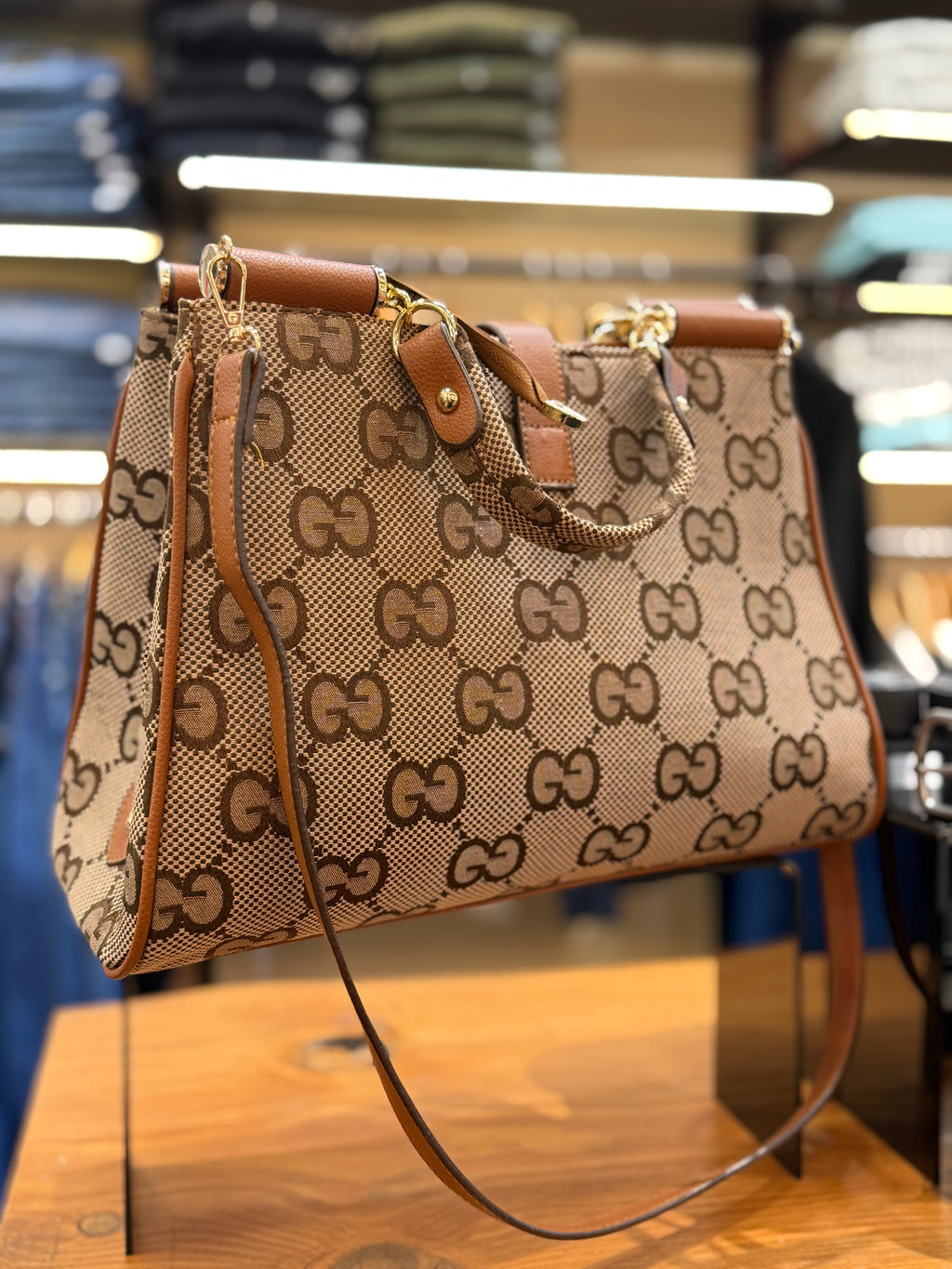 GUCCI χιαστί   CV-66