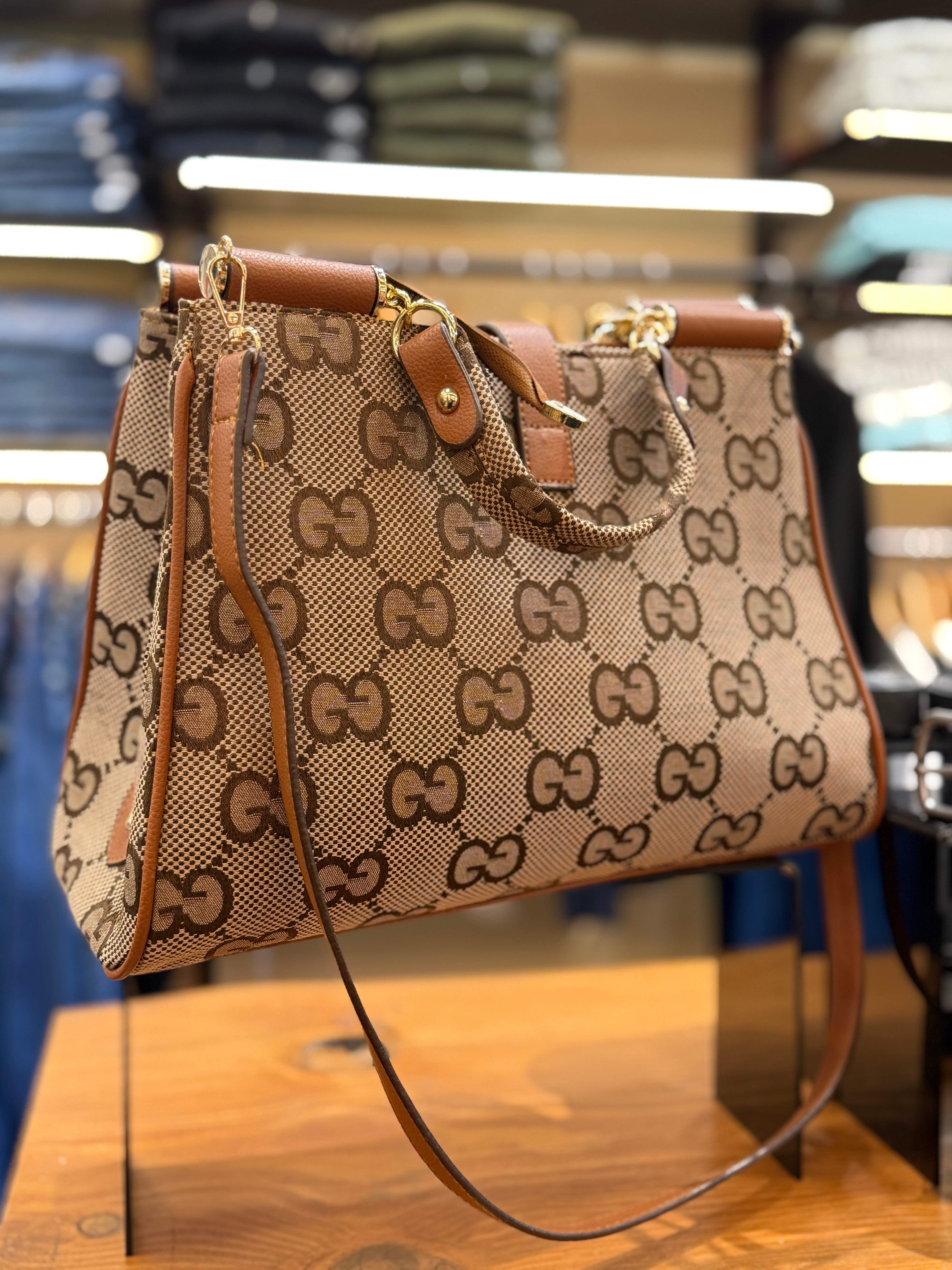 GUCCI χιαστί   CV-66