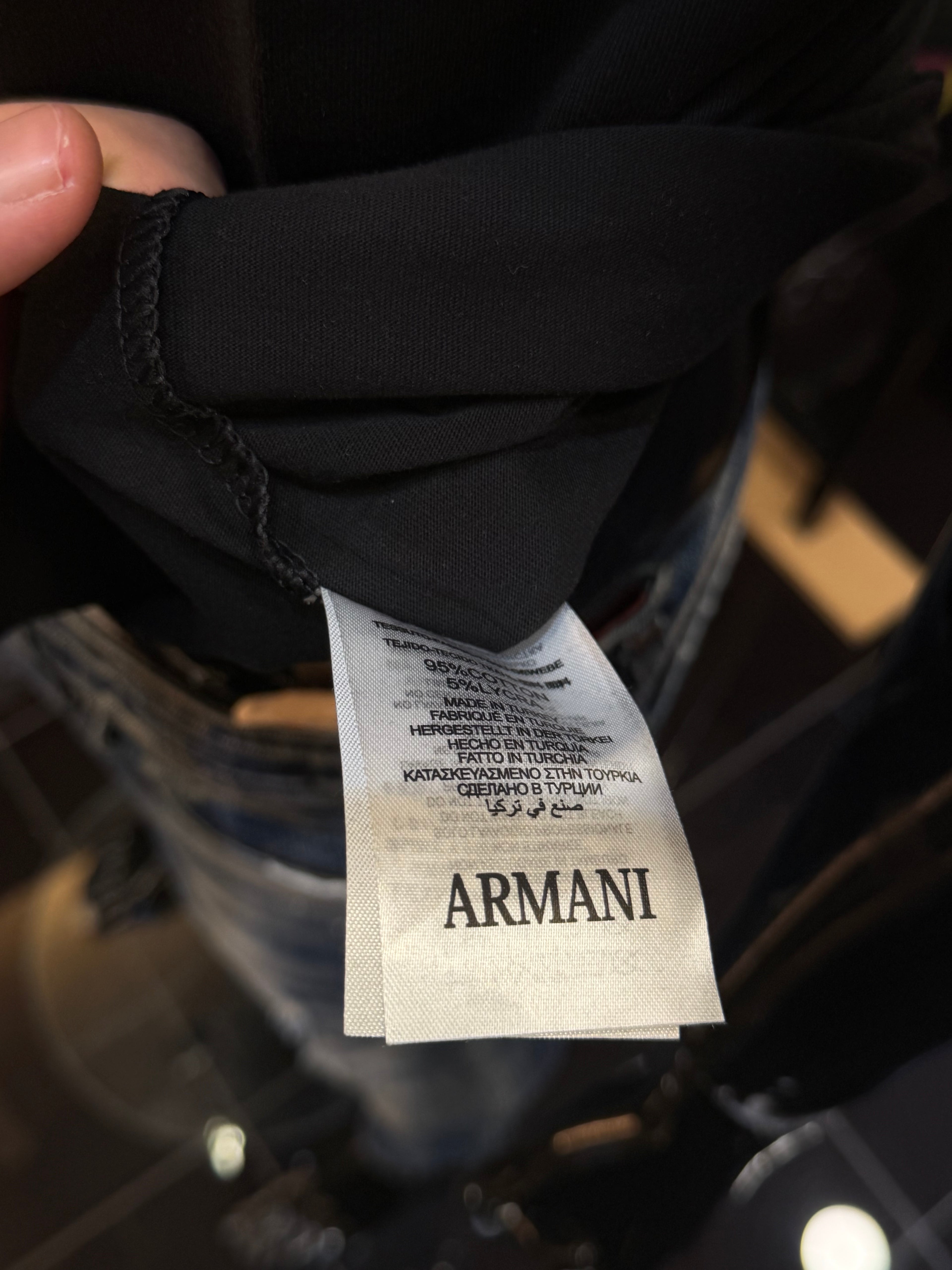 ARMANI T- shirt K-189