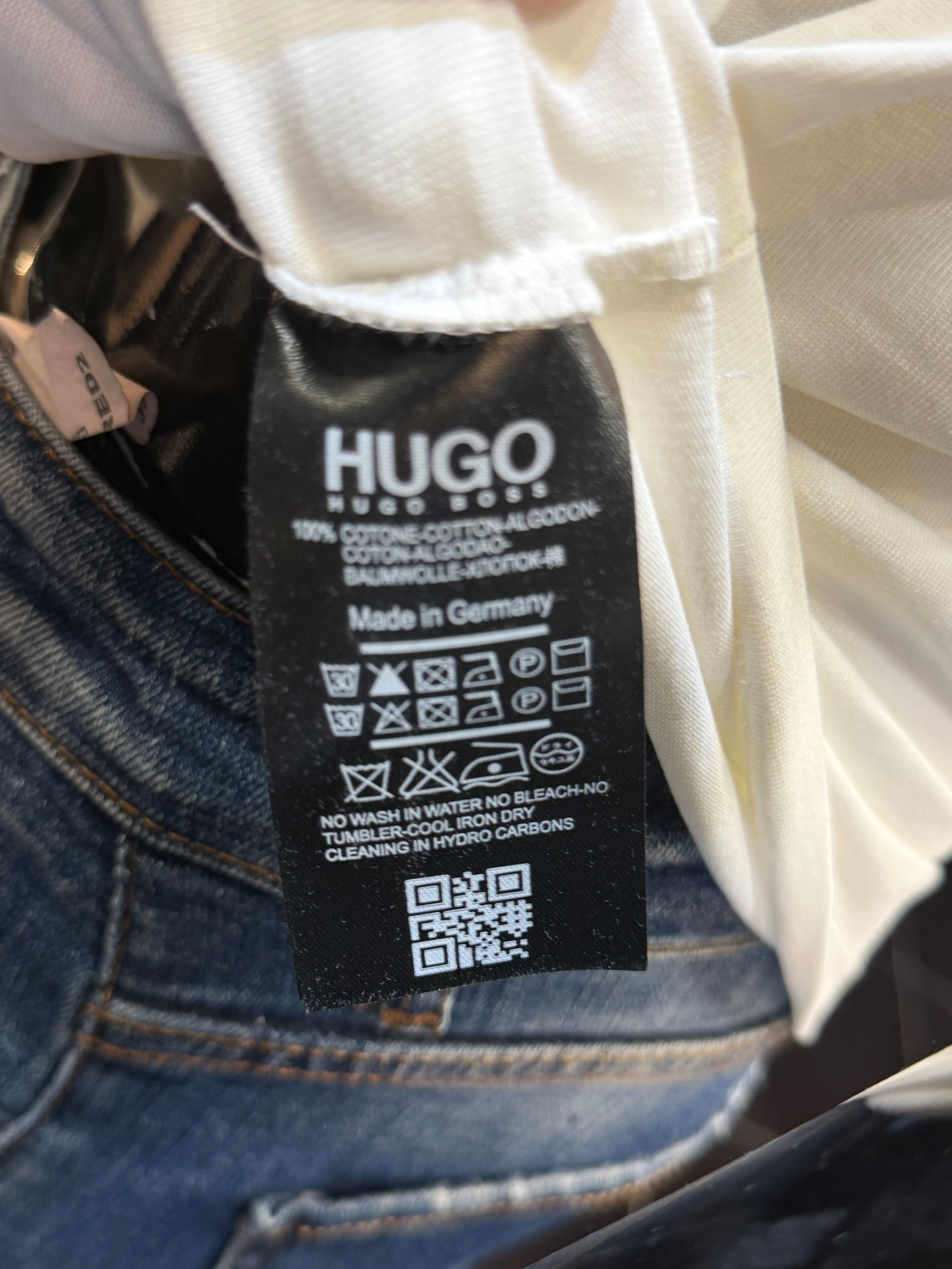 HUGO T- shirt K-190
